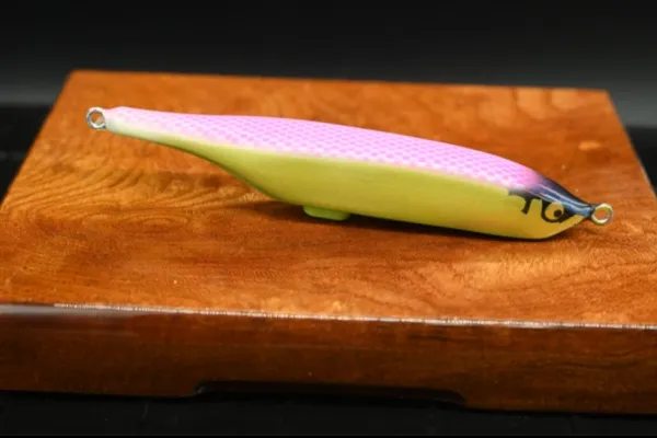 ゴールドピンク