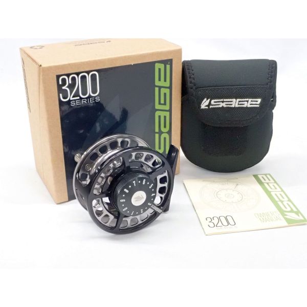 【セージ】 3230 ブラック/プラチナム 中古