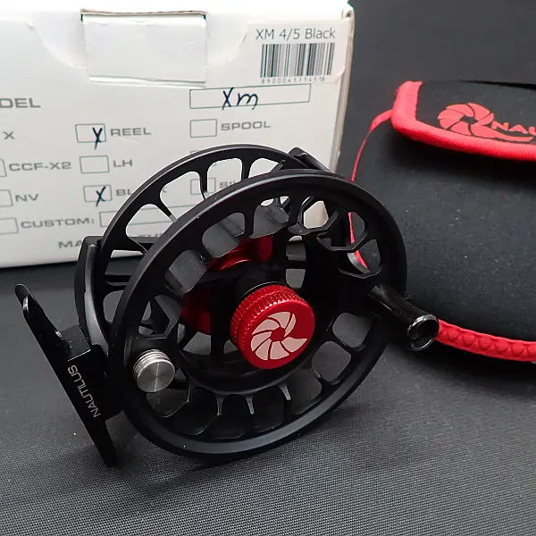 【ノーチラス】 XM 4/5 ブラック 中古