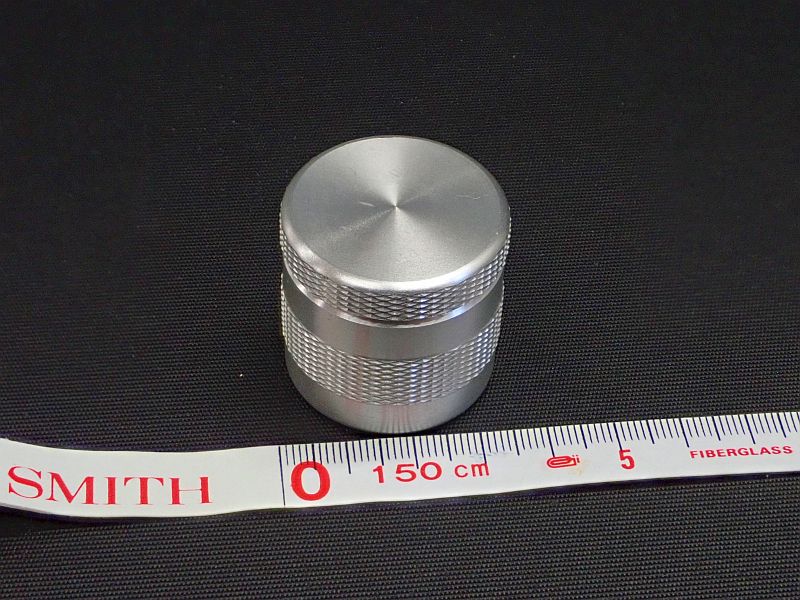 【メーカー不明】 アルミボトル 直径22x高さ32mm 中古
