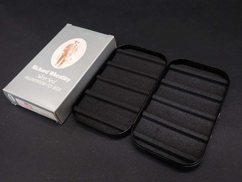 【リチャード ホイットレー】 4600BKフォーム-2 中古