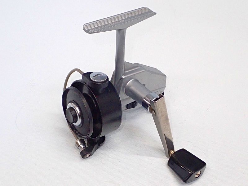 【アブアルシア】 カーディナル3E ハンドル＆スプール交換品 中古