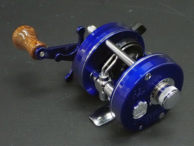 【アブガルシア】 アンバサダー 1500C 刻印 ブルー 070007 中古