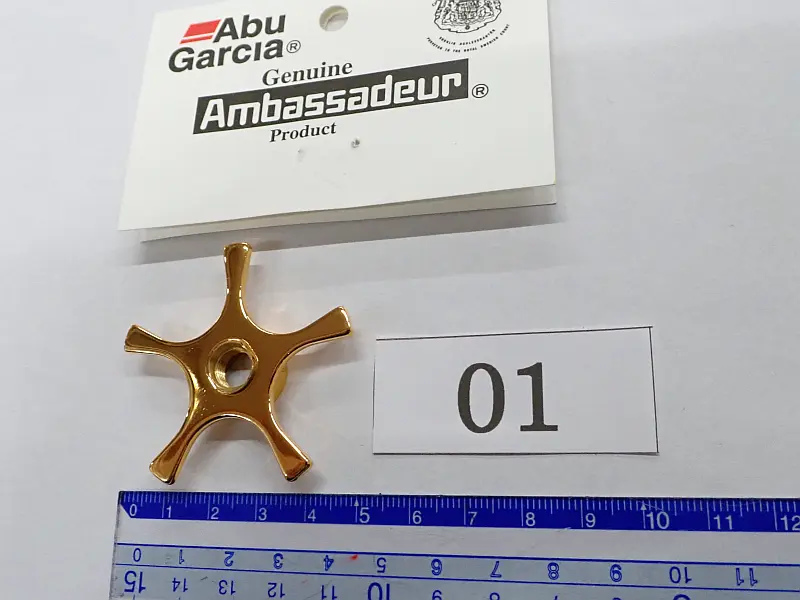 【アブガルシア】 右用スタードラグ 5本爪角型 ゴールド 01 中古